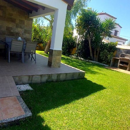 Chalet La Huerta 2 Amplios Jardines Barbacoa Y Wifi Conil De La Frontera Bagian luar foto