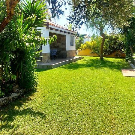 Chalet La Huerta 2 Amplios Jardines Barbacoa Y Wifi Conil De La Frontera Bagian luar foto