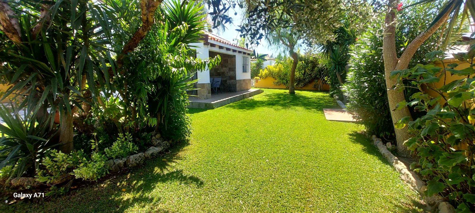 Chalet La Huerta 2 Amplios Jardines Barbacoa Y Wifi Conil De La Frontera Bagian luar foto